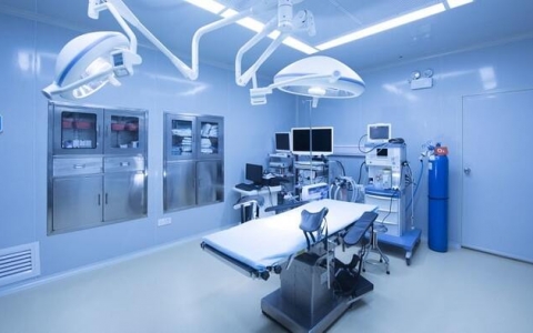 Chuyên lắp đặt nội thất phòng mổ tại TpHCM chuyên nghiệp, đạt chuẩn y tế